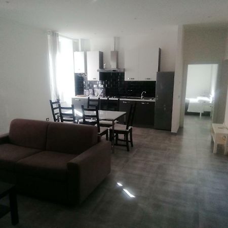 Ferienwohnung Residenza Ermete Civitavecchia Exterior foto